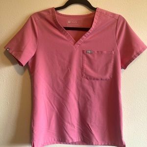 Figs Catarina scrub top- chalk pink